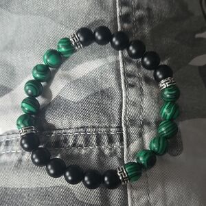 Green Malachite and Black Onyx Beaded Bracelet With Silver Spacers.